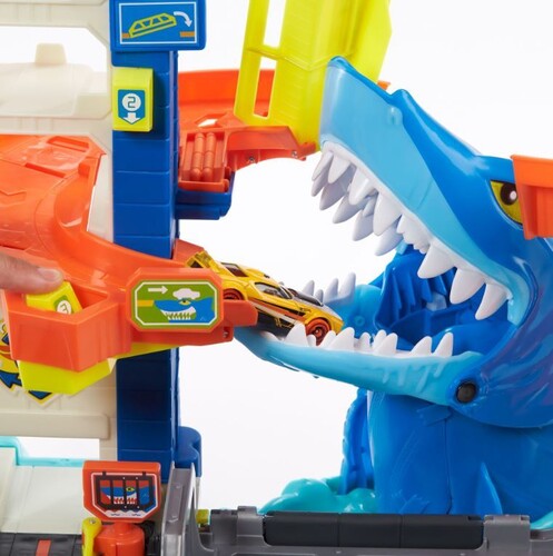 Mattel - Hot Wheels City Attacking Shark Escape Playset