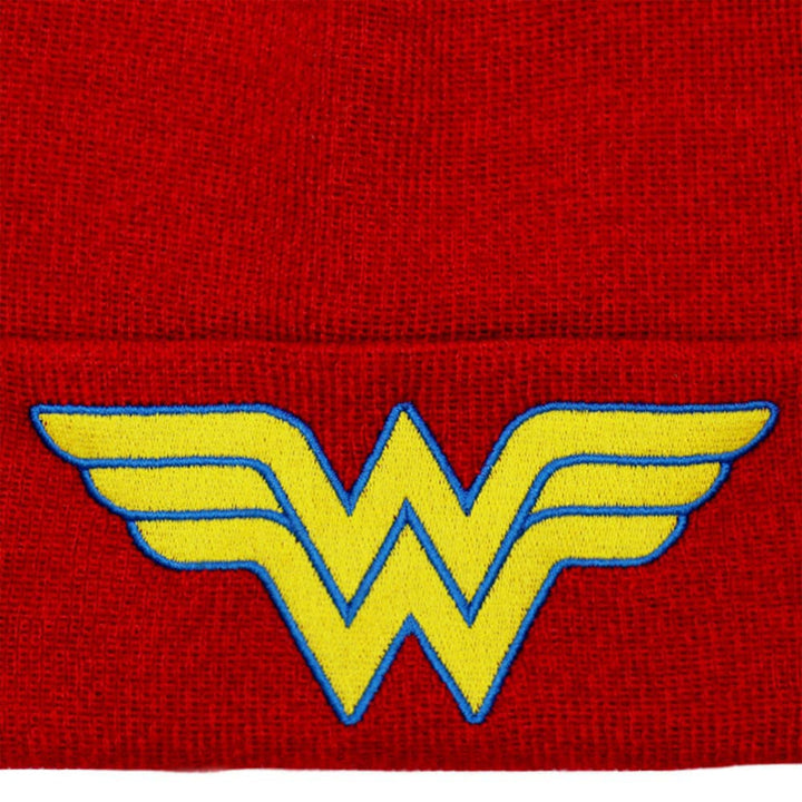 DC Comics Wonder Woman Beanie & Scarf Combo - Clothing - 